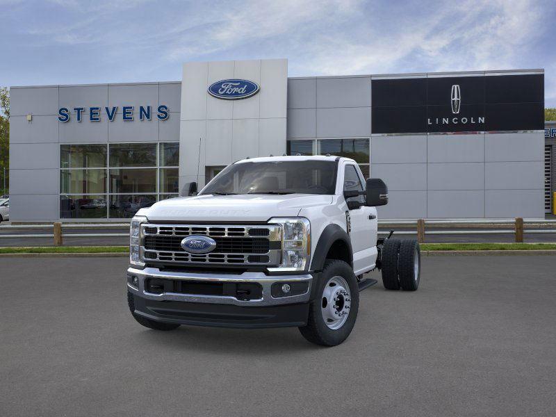 2025 Ford F-550 XL photo 3