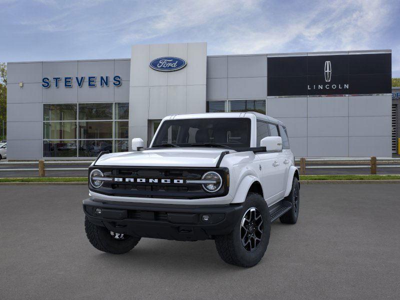 2025 Ford Bronco Outer Banks photo 3