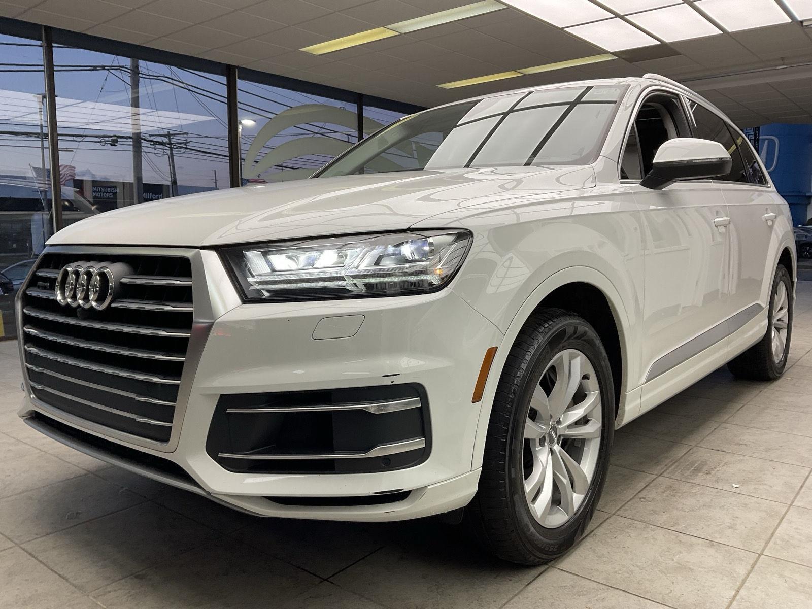 2019 Audi Q7 Premium Plus photo 2