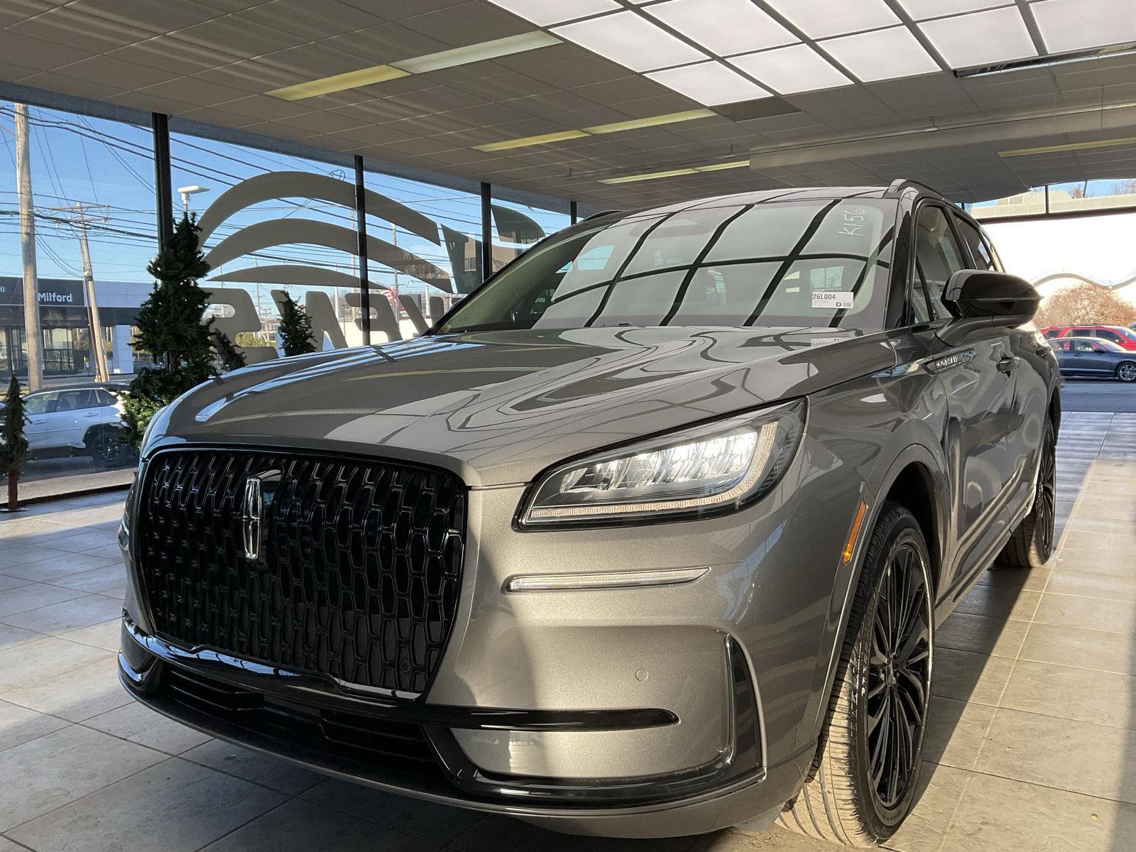 2026 Lincoln Corsair Premiere photo 3