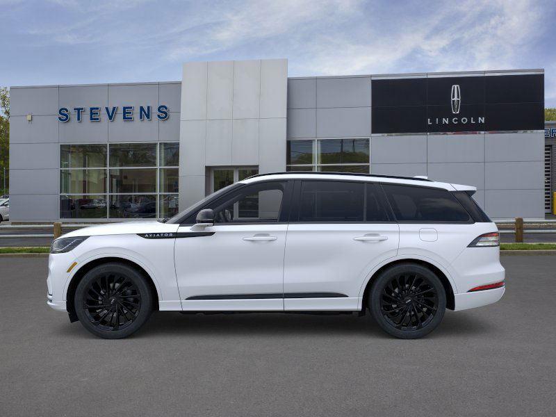 2025 Lincoln Aviator Reserve photo 4