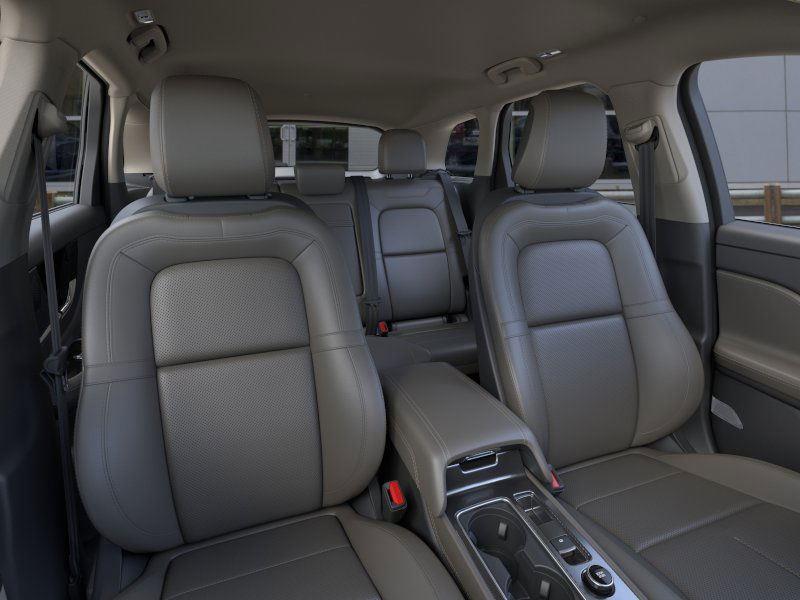 2026 Lincoln Corsair Premiere photo 2