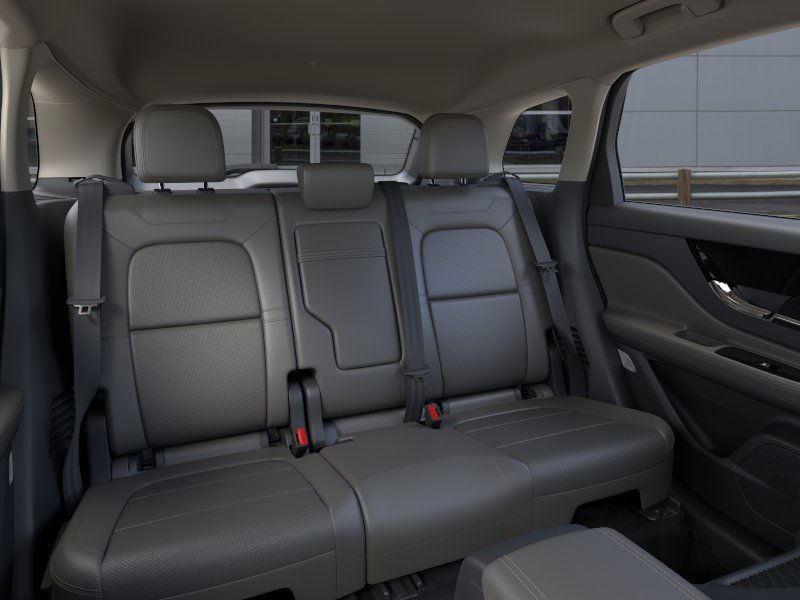 2026 Lincoln Corsair Premiere photo 3