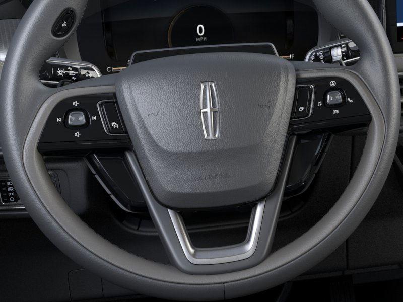 2026 Lincoln Corsair Premiere photo 4