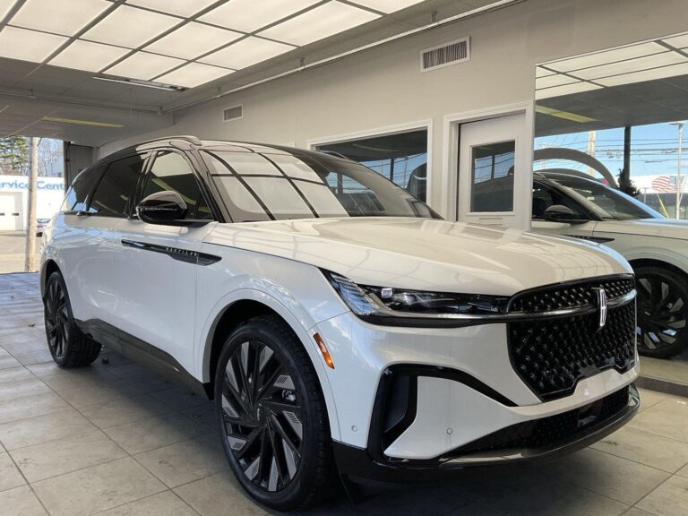 2025 Lincoln Aviator Reserve - Stevens Ford, Inc.