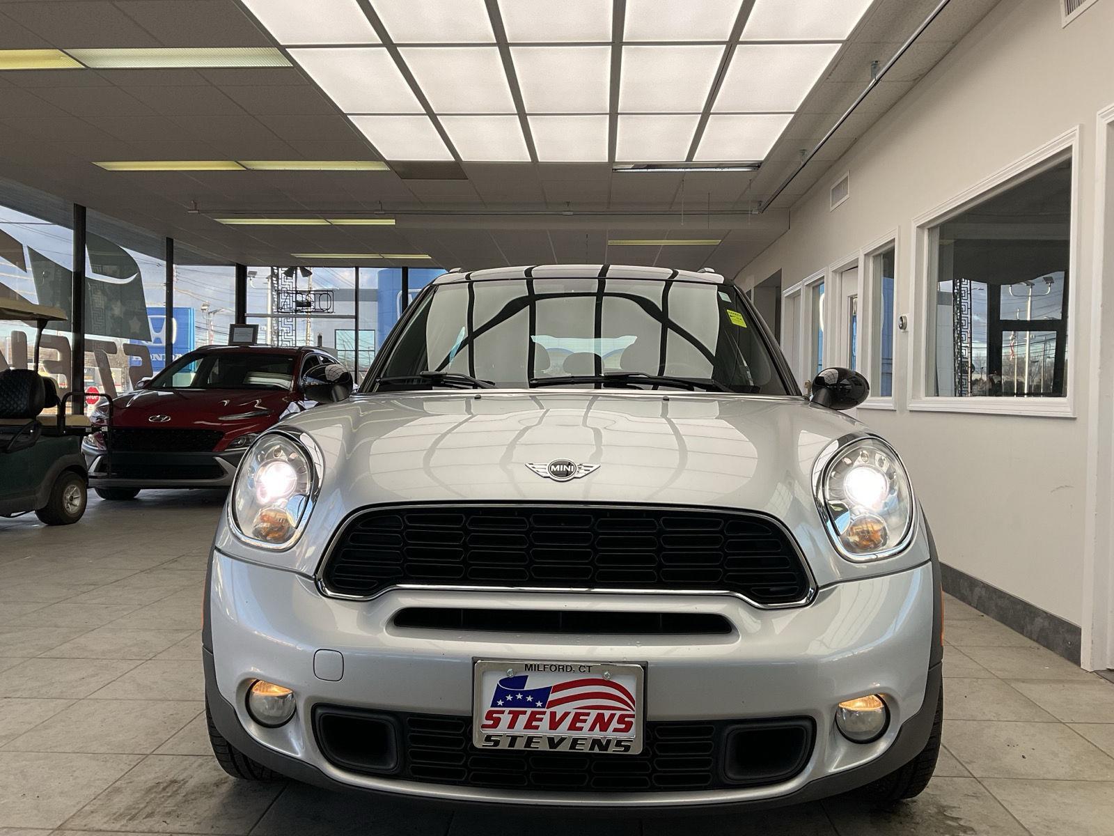 2014 MINI Countryman S's photo