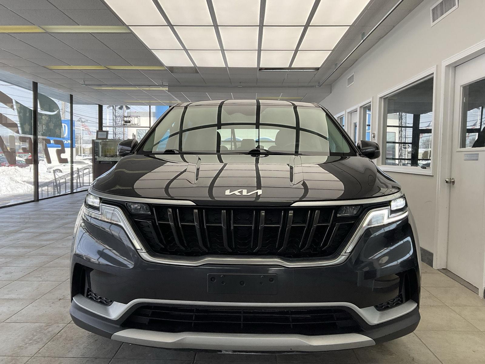 2023 Kia Carnival LX Seat Pkg