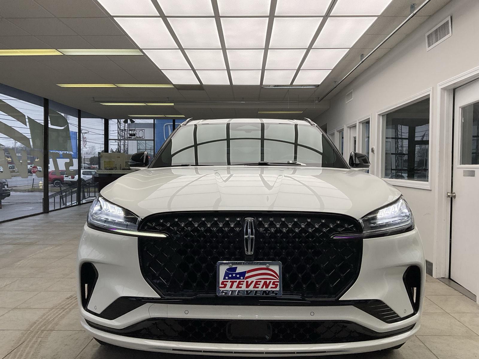 2026 Lincoln Aviator Reserve AWD's photo