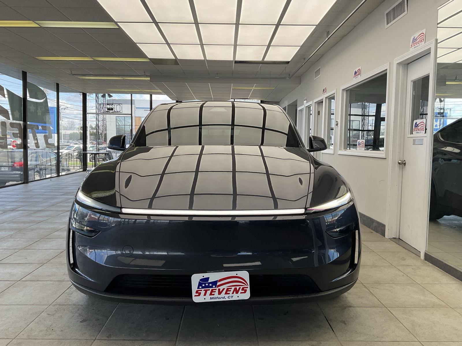 2026 Tesla Model Y's photo