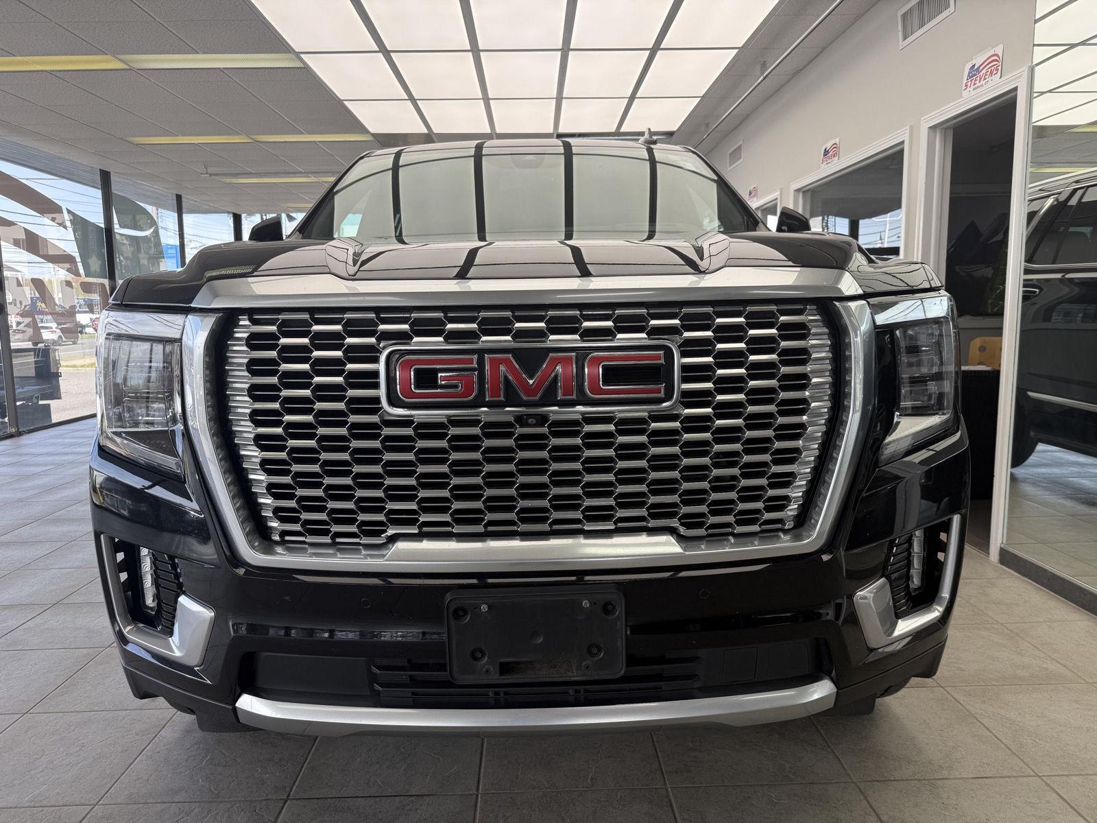 2021 GMC Yukon 4WD Denali's photo